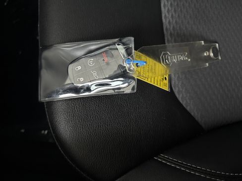 Used 2023 Jeep Compass Altitude w/ Convenience Group image 37