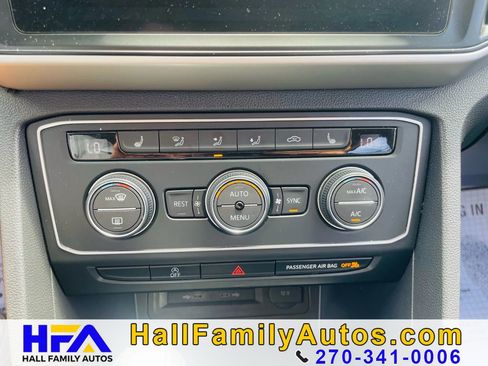 Used 2021 Volkswagen Atlas SE image 29