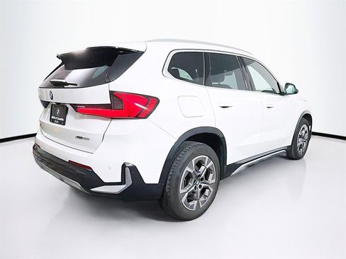 Used 2025 BMW X1 xDrive28i image 7