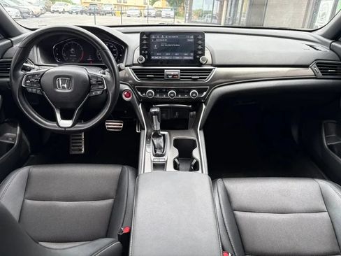 Used 2019 Honda Accord Sport image 11