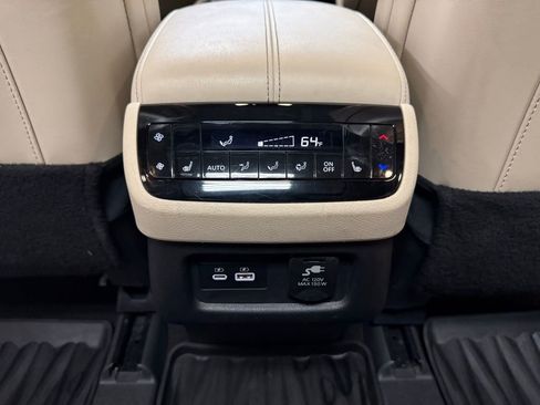Used 2023 INFINITI QX60 Sensory w/ Vision Package AWD/4WD image 19