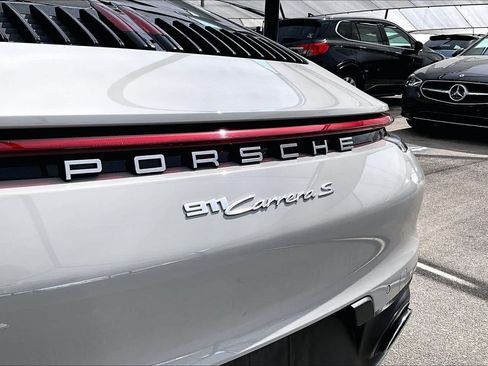 Used 2020 Porsche 911 Carrera S RWD image 9