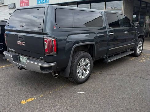 Used 2018 GMC Sierra 1500 SLT AWD/4WD image 3