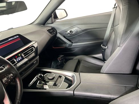 Used 2022 BMW Z4 sDrive30i w/ Driving Assistance Package image 23