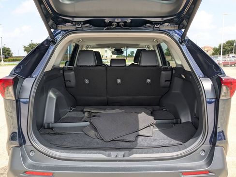 Used 2024 Toyota RAV4 XLE Premium image 30