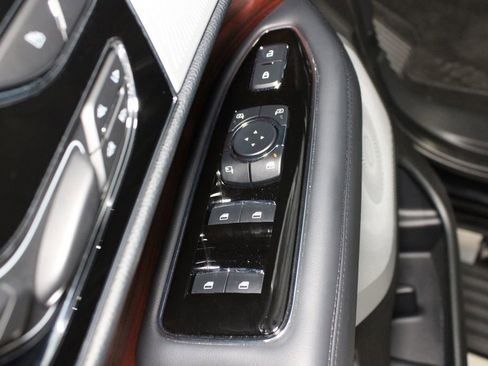 Used 2024 Lincoln Navigator L Reserve image 6