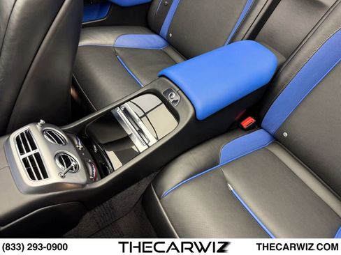 Used 2019 Rolls-Royce Dawn RWD image 37