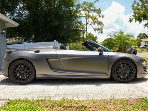 Used 2011 Audi R8 V10 image 9