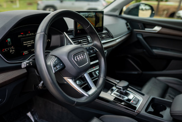 Used 2024 Audi Q5 2.0T Premium Plus AWD/4WD image 32