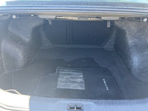Used 2023 Nissan Altima 2.5 SL FWD image 7