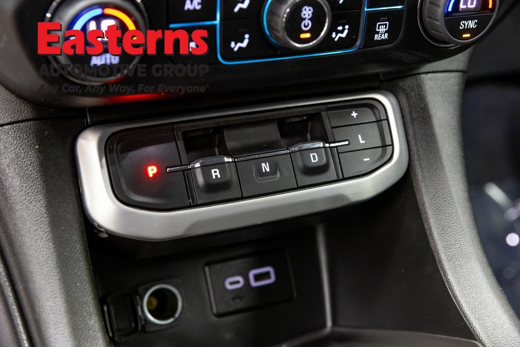 Used 2023 GMC Acadia SLE w/ Driver Convenience Package AWD/4WD image 15