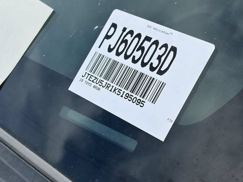 Used 2019 Toyota 4Runner SR5 RWD image 10