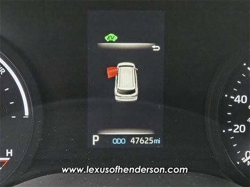 Used 2023 Toyota Sienna XSE image 30