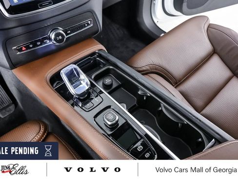 Certified 2024 Volvo XC90 T8 Ultimate w/ Protection Package AWD/4WD image 20