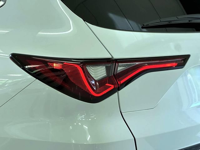 Certified 2025 Acura MDX w/ Advance Package AWD/4WD image 9