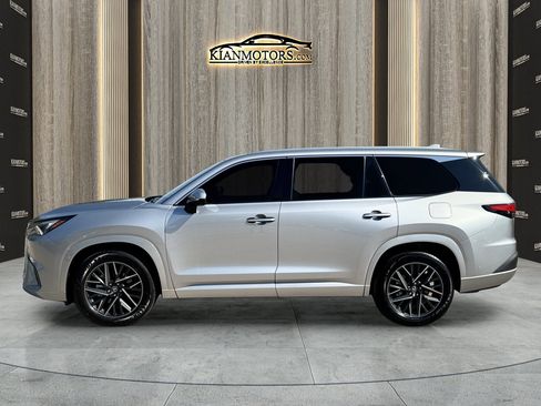 Used 2025 Lexus TX 350 AWD image 4