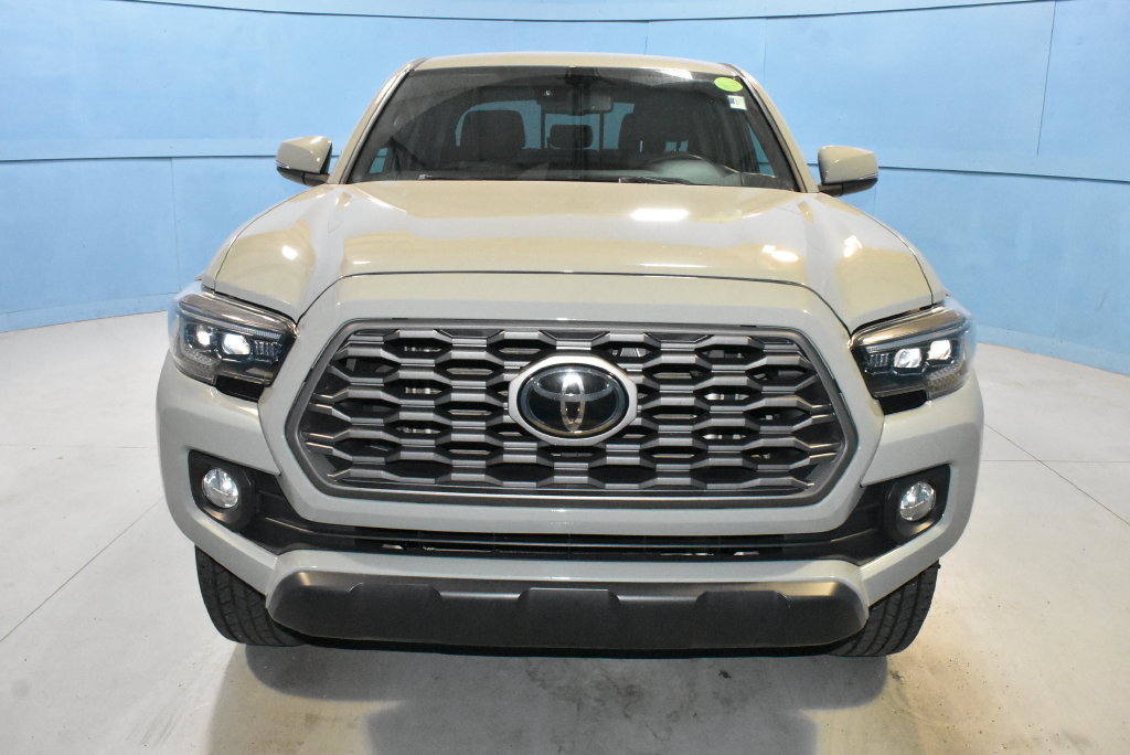 Used 2023 Toyota Tacoma TRD Off-Road AWD/4WD image 24