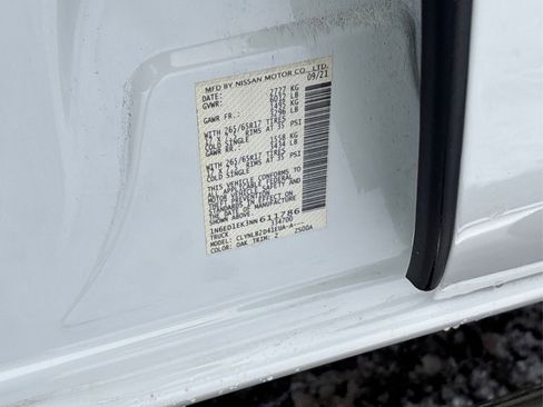 Used 2022 Nissan Frontier SV w/ Technology Package image 13