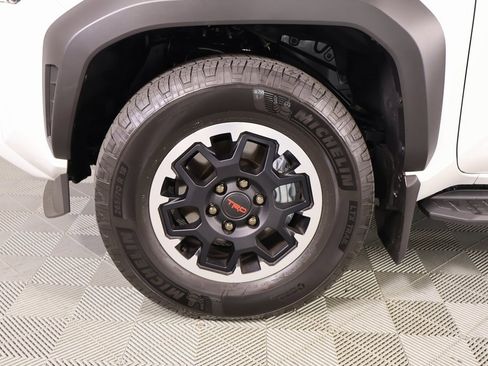 Used 2025 Toyota 4Runner TRD Off-Road Premium image 18