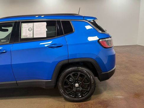 Used 2024 Jeep Compass Latitude AWD/4WD image 36