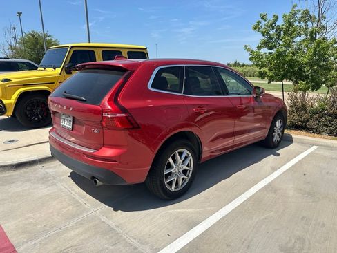 Used 2021 Volvo XC60 T6 Momentum AWD/4WD image 3