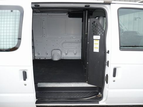 Used 2014 Ford E-350 and Econoline 350 Super Duty w/ Power Group image 20