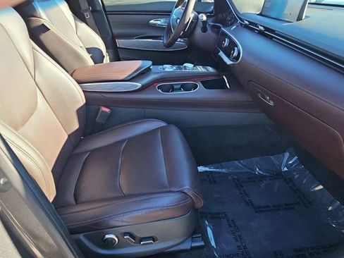 Used 2023 Genesis GV70 2.5T Advanced w/ Advanced Package image 19