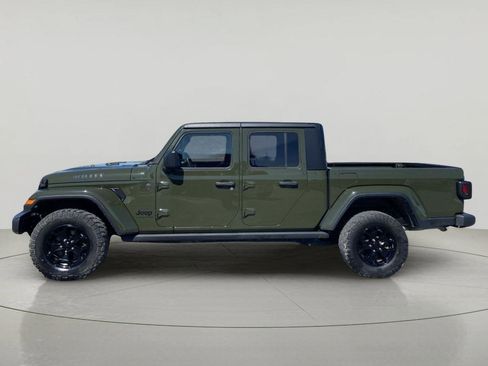 Used 2023 Jeep Gladiator Sport AWD/4WD image 7