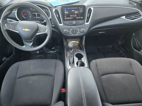 Used 2024 Chevrolet Malibu LT image 11