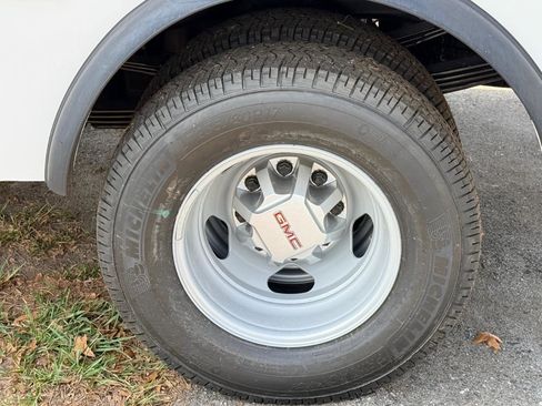 New 2026 GMC Sierra 3500 Pro w/ Convenience Package image 31