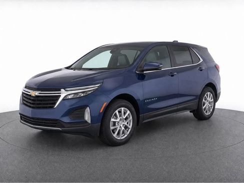 Used 2023 Chevrolet Equinox LT FWD image 3