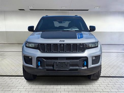 Used 2024 Jeep Grand Cherokee Trailhawk w/ Advanced Protech Group II image 8