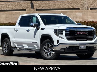 Used 2024 GMC Sierra 1500 SLT w/ SLT Premium Package
