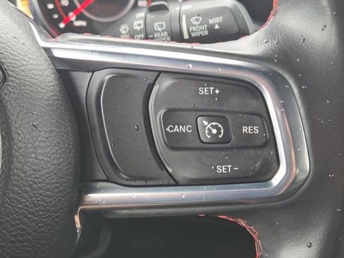 Used 2018 Jeep Wrangler Unlimited Rubicon AWD/4WD image 15