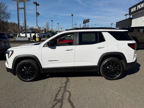New 2026 GMC Terrain Elevation w/ Elevation Premium Package image 2