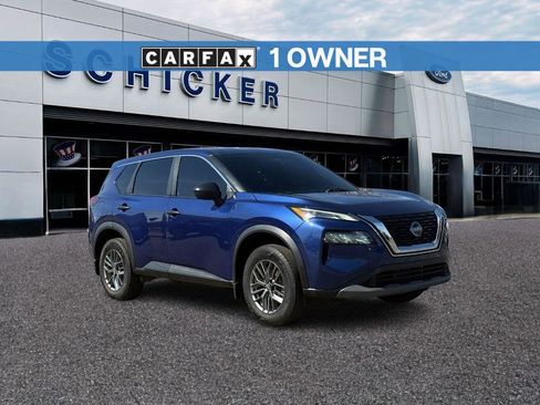 Used 2022 Nissan Rogue S image 1