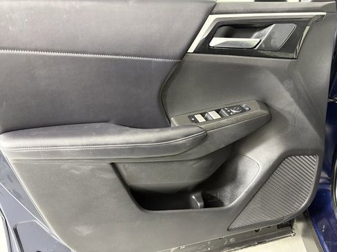 Used 2024 Mitsubishi Outlander SE image 14