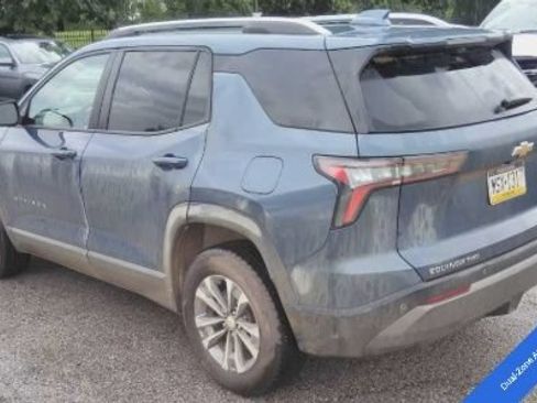 Used 2025 Chevrolet Equinox LT w/ Convenience Package II AWD/4WD image 11