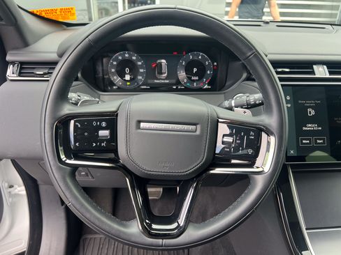 Certified 2026 Land Rover Range Rover Velar Dynamic SE AWD/4WD image 21