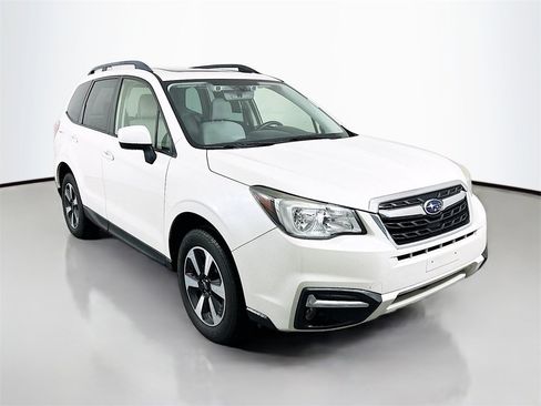 Used 2018 Subaru Forester 2.5i Premium image 1