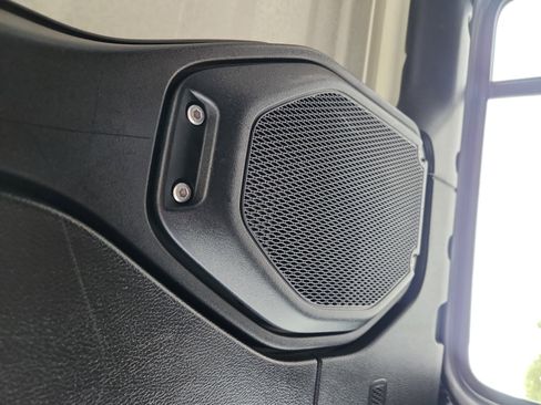 Used 2020 Jeep Wrangler Unlimited Sport S image 27