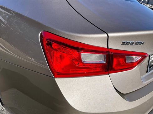 Used 2024 Chevrolet Malibu LT image 29