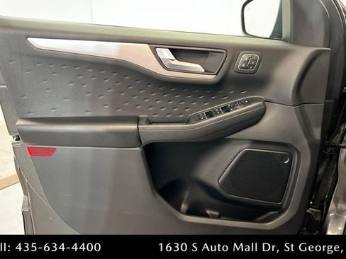 Used 2020 Ford Escape SEL FWD image 14