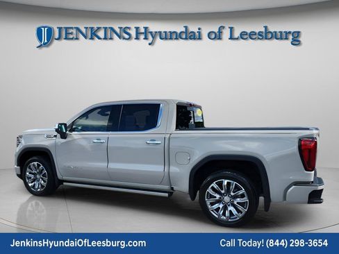 Used 2026 GMC Sierra 1500 Denali AWD/4WD image 8