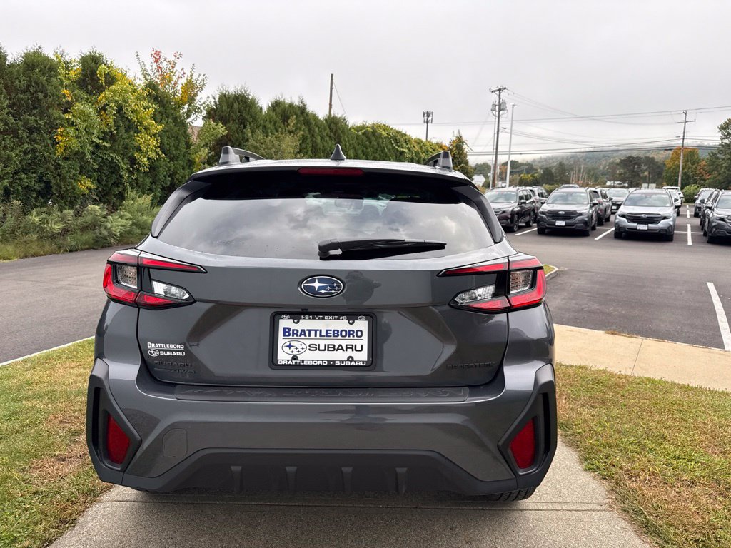 Used 2026 Subaru Crosstrek 2.5i Premium AWD/4WD image 5