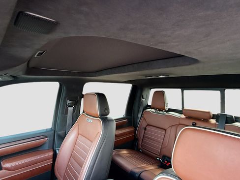 Used 2024 GMC Sierra 3500 Denali Ultimate image 26