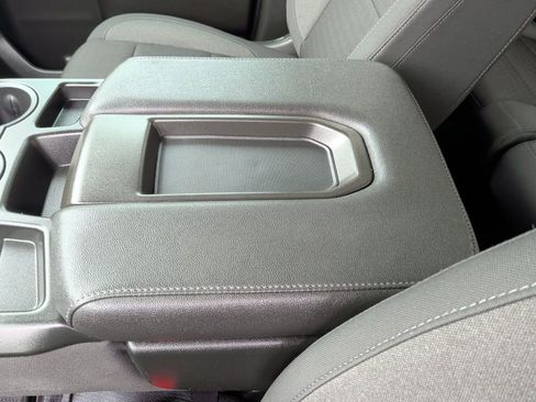 Used 2024 Chevrolet Silverado 1500 Custom image 27