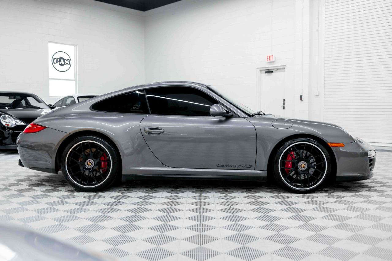 Used 2011 Porsche 911 Carrera GTS RWD image 7