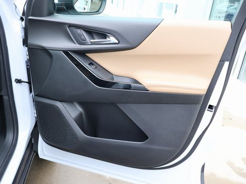 New 2026 Chevrolet Equinox ACTIV image 32