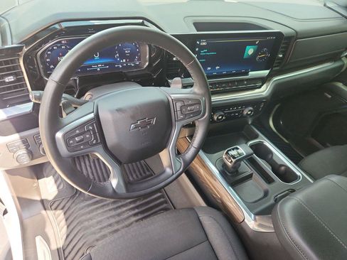 Certified 2024 Chevrolet Silverado 1500 RST w/ Texas Edition Plus AWD/4WD image 10